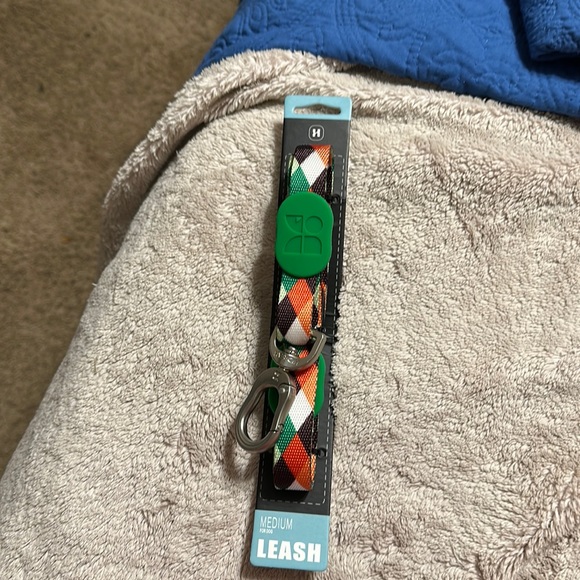 Hidream dog leash. Size Medium. - Picture 1 of 5